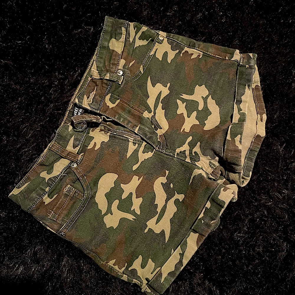 Almost Famous Camo Jean Shorts